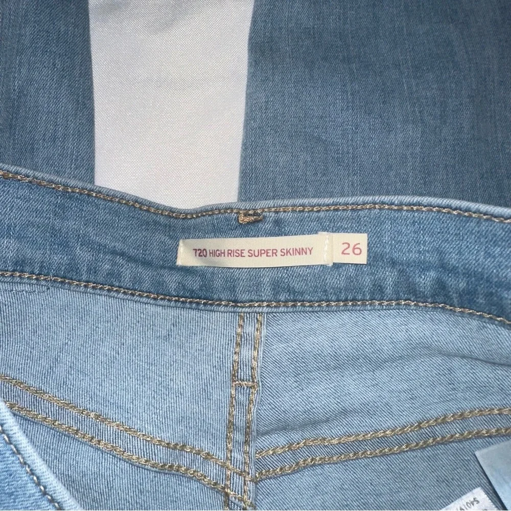 Levi's Women's Skinny Leg Jeans size 26 - Picture 6 of 8